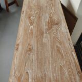 Commode en bois cérusé
