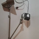 Old industrial articulated workshop lamp