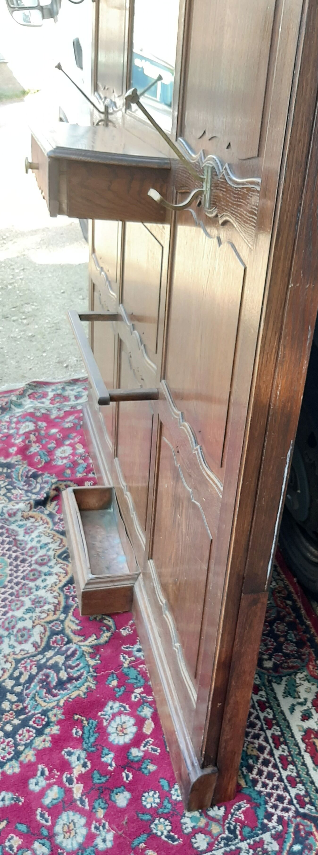 Coat rack wardrobe hats in solid chene