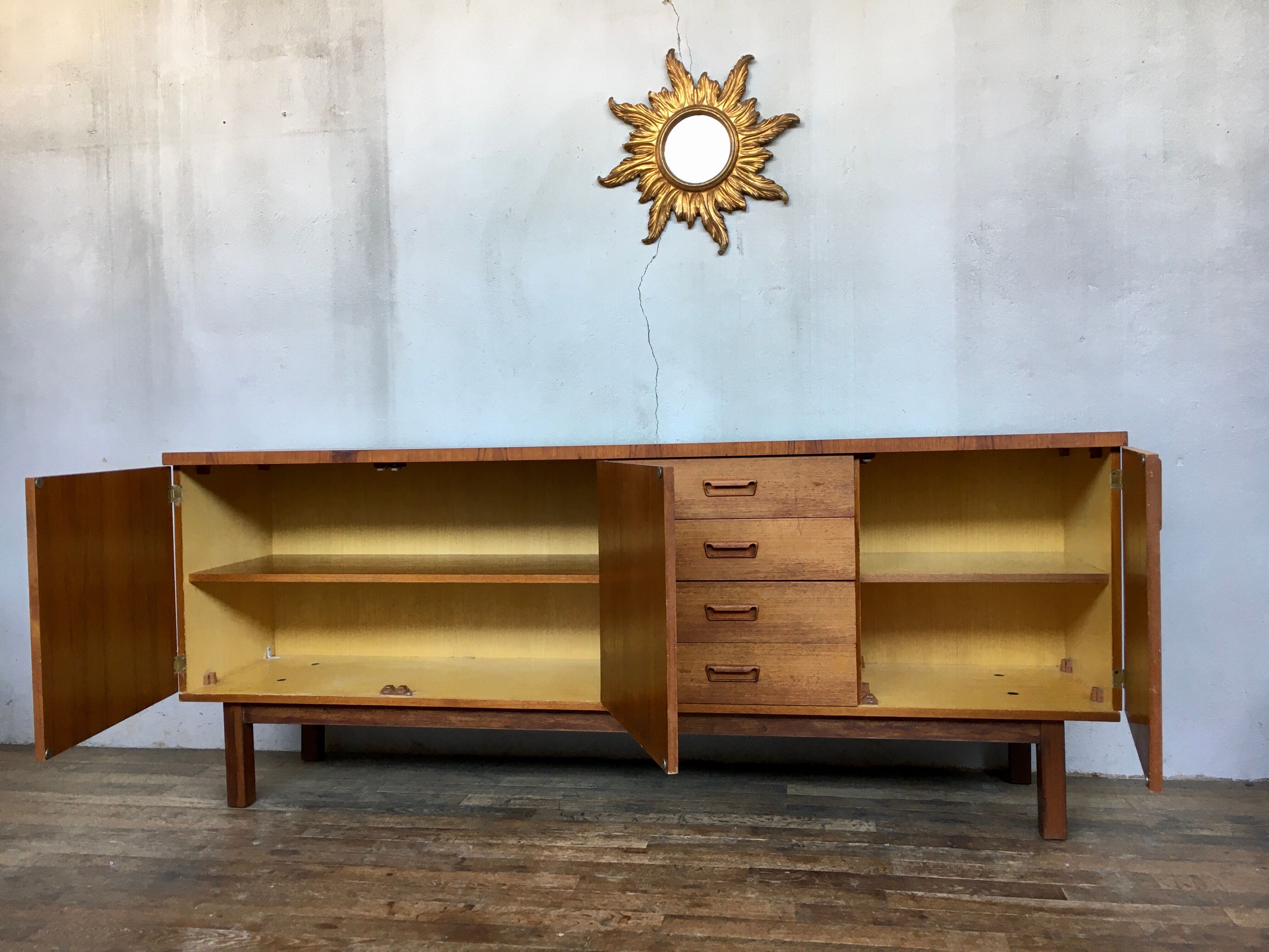 Enfilade vintage - pieds fuseaux - teck - 50/60 - scandinave