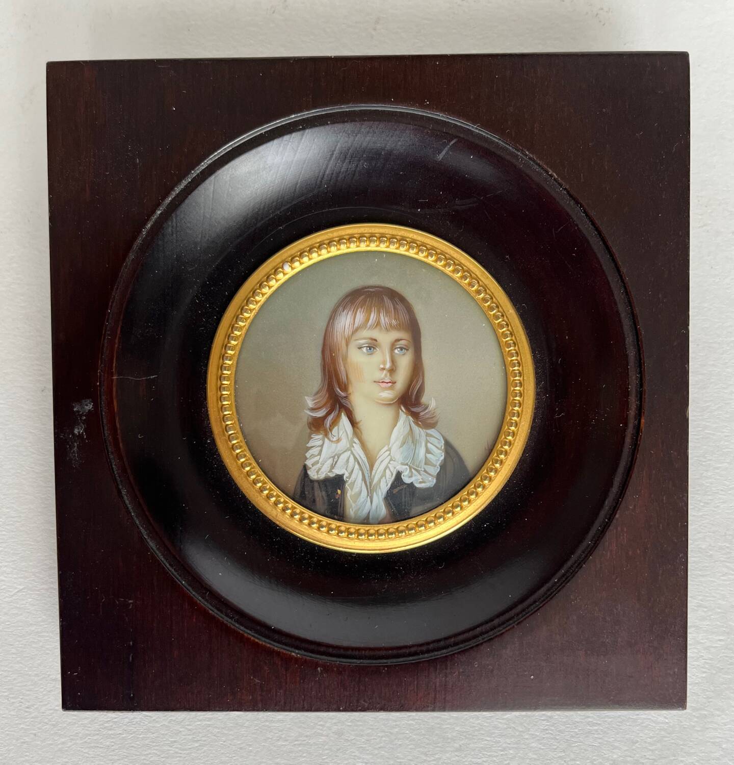 Miniature: portrait of a woman