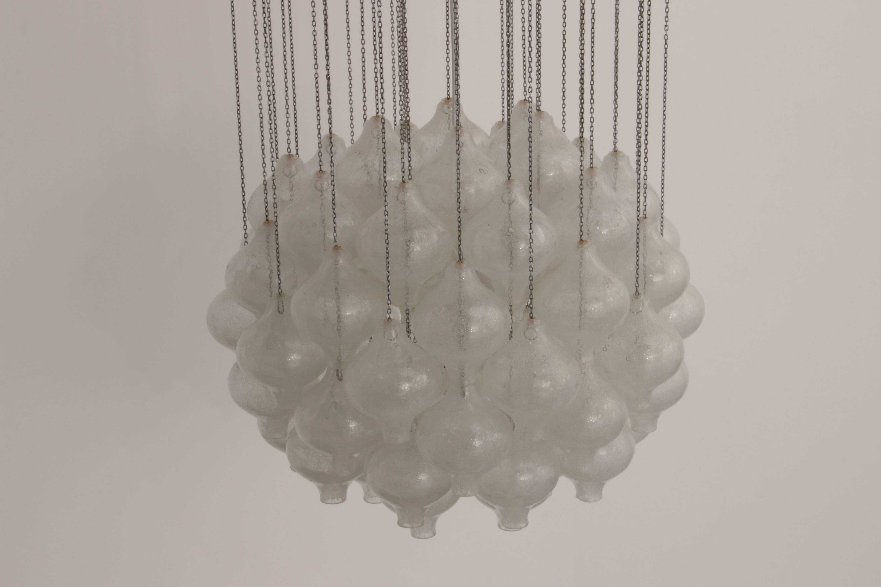 Kalmar 'Tulipan' Chandelier Pendant Light, Blown Glass, 1970