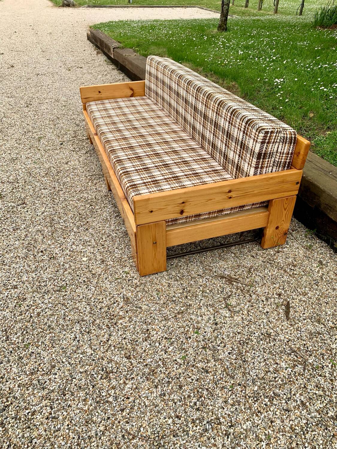 Vintage Daybed - Brutalism/Modernism