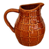 Pichet vintage Saint Clément caramel décor quadrillé