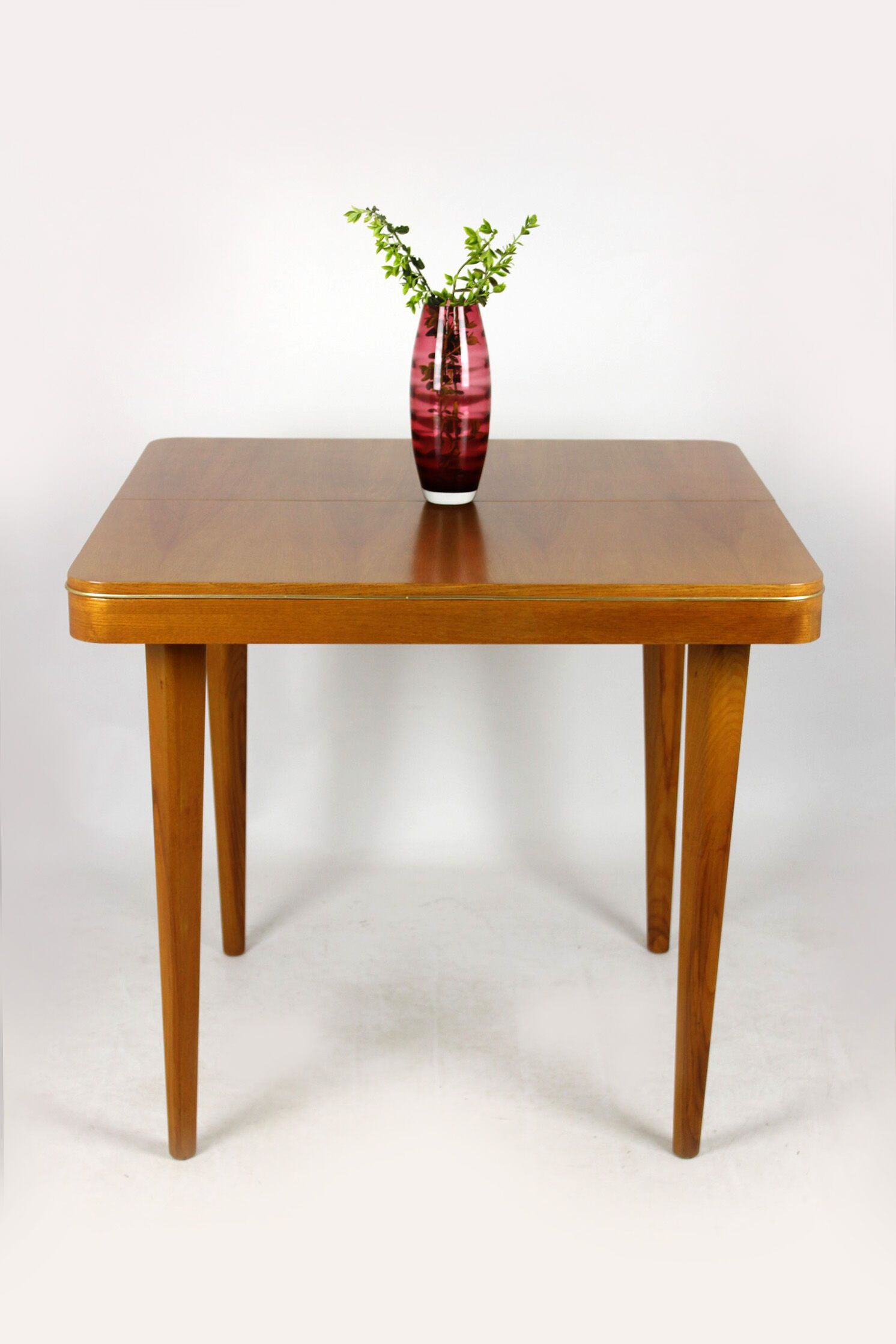 Square oak veneered folding table from Jitona, 1960