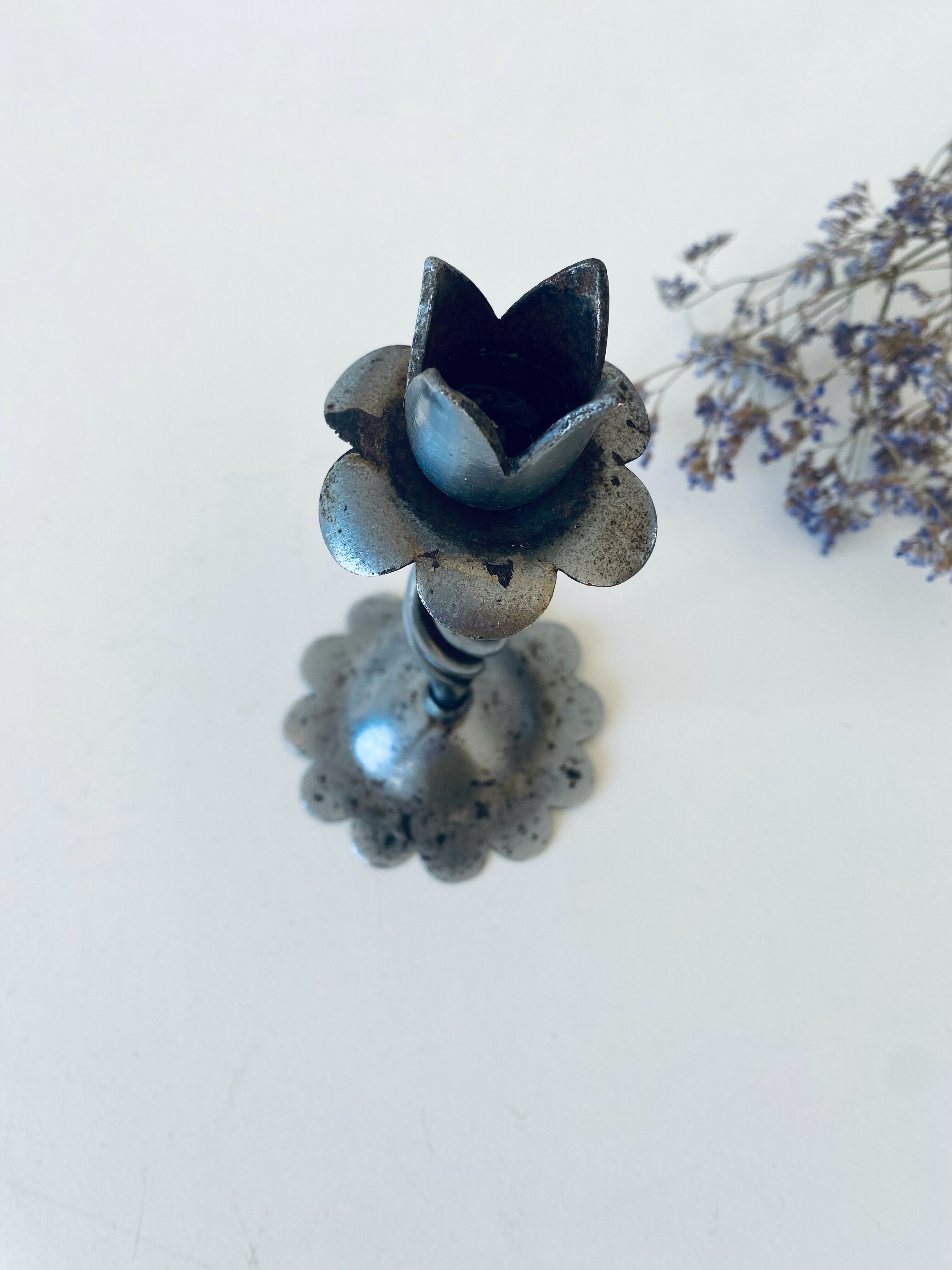 Iron flower candle holder