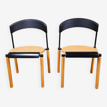 Pair of chairs 80s