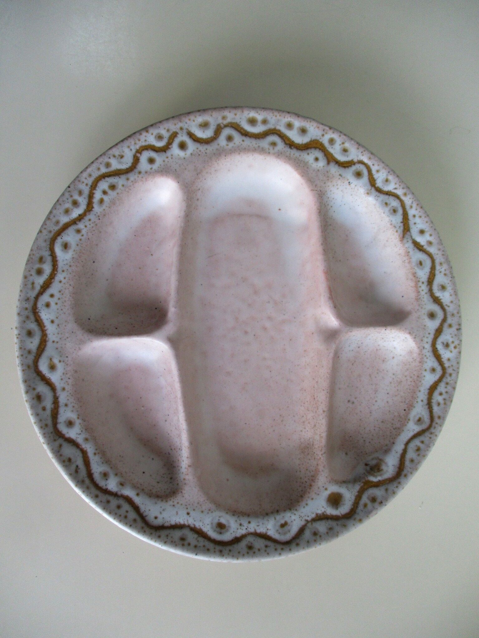 Ceramic plate from Vallauris - Austruy. Presentation dish