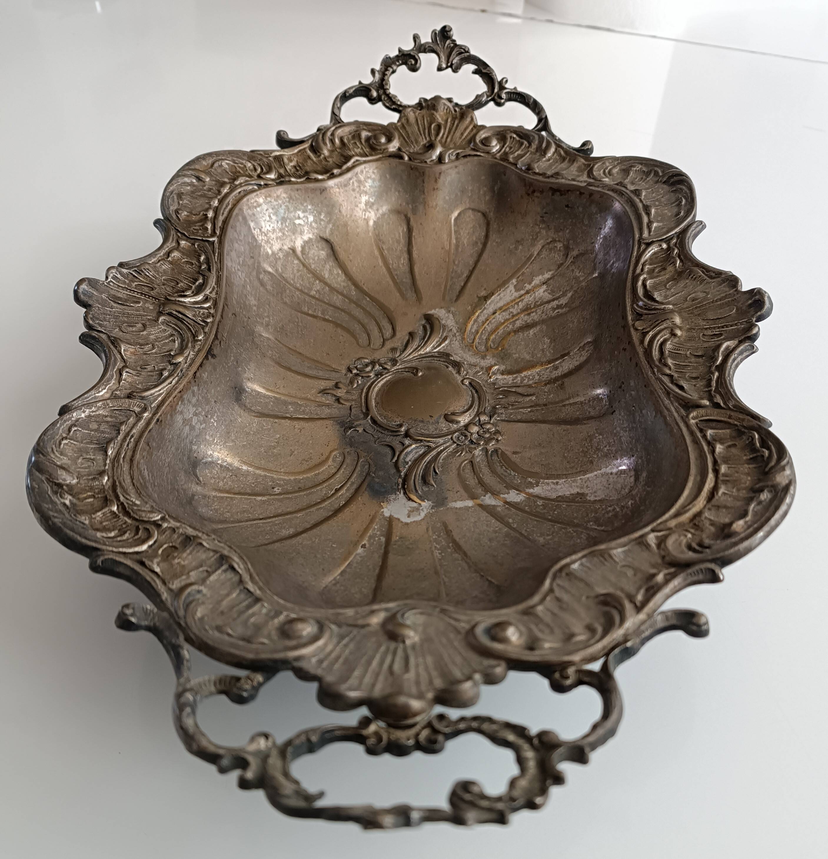 Rocaille Centrepiece Silver-Plated Bowl