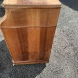 Beautiful 4-drawer chest of drawers