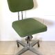 Ancienne chaise d'atelier industrielle