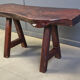 Table à manger en bois massif de style brutaliste par Mobichalet, années 1960.