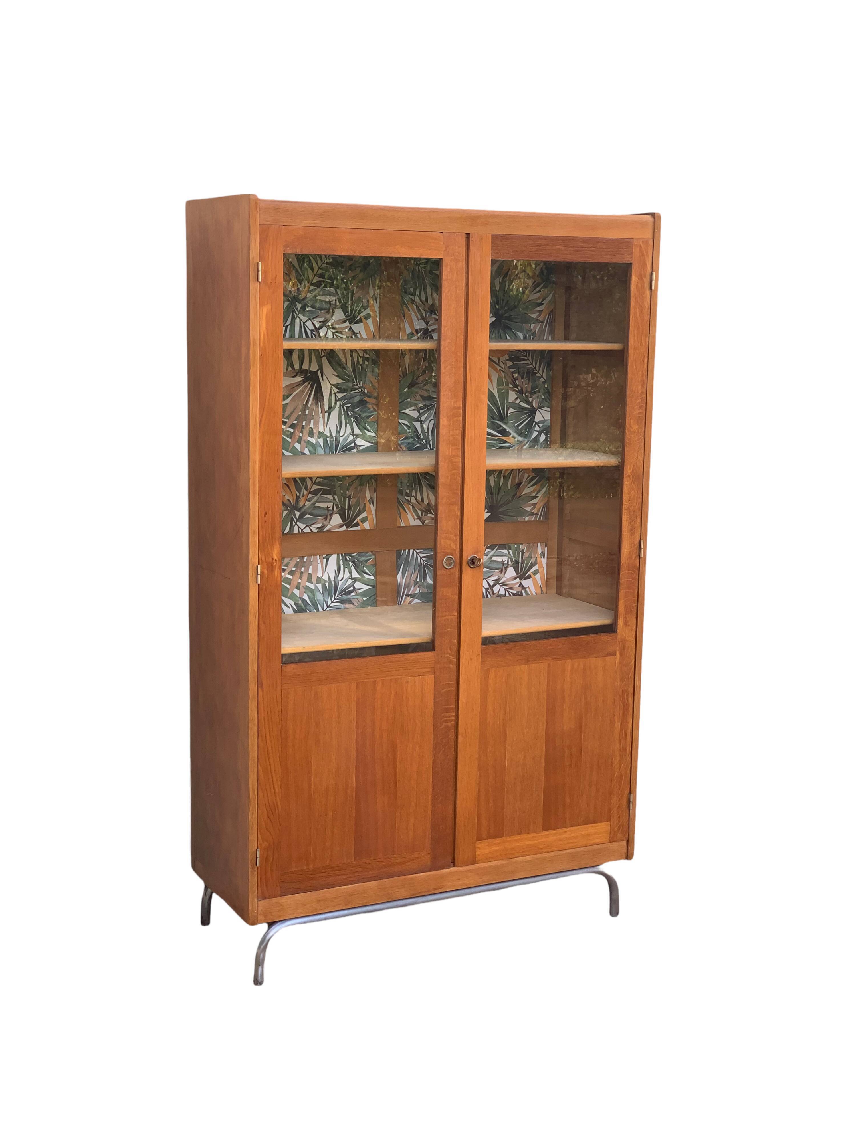 Glass cabinet from a primary school, 1950.