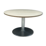 Design roundtable edited by Zanotta, 1980