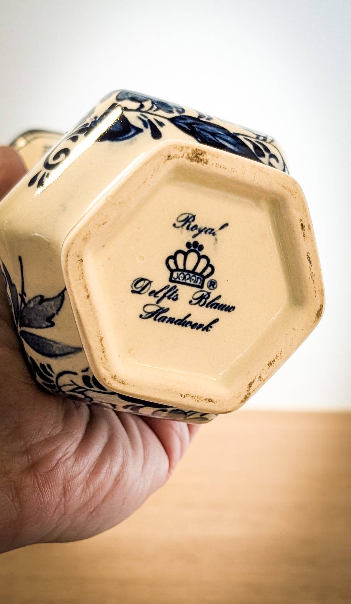 Small vase from the Royal Delft workshop Blue.