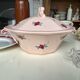 Saint Amand soup tureen, Pompadour model