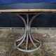 Table ronde piétement tulipe