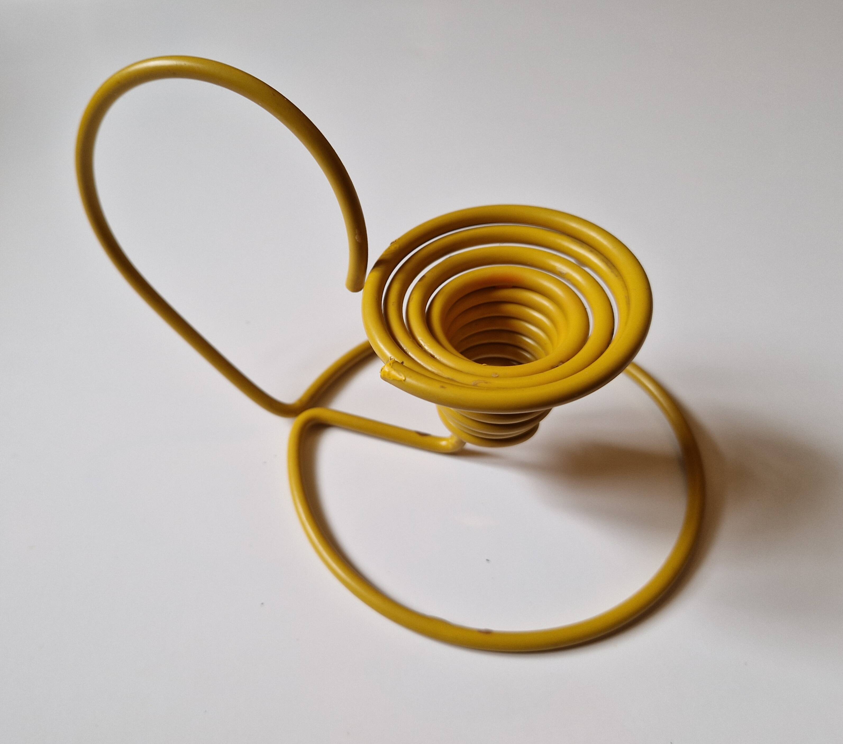 Vintage 80s Scoubidou-style wire candle holder