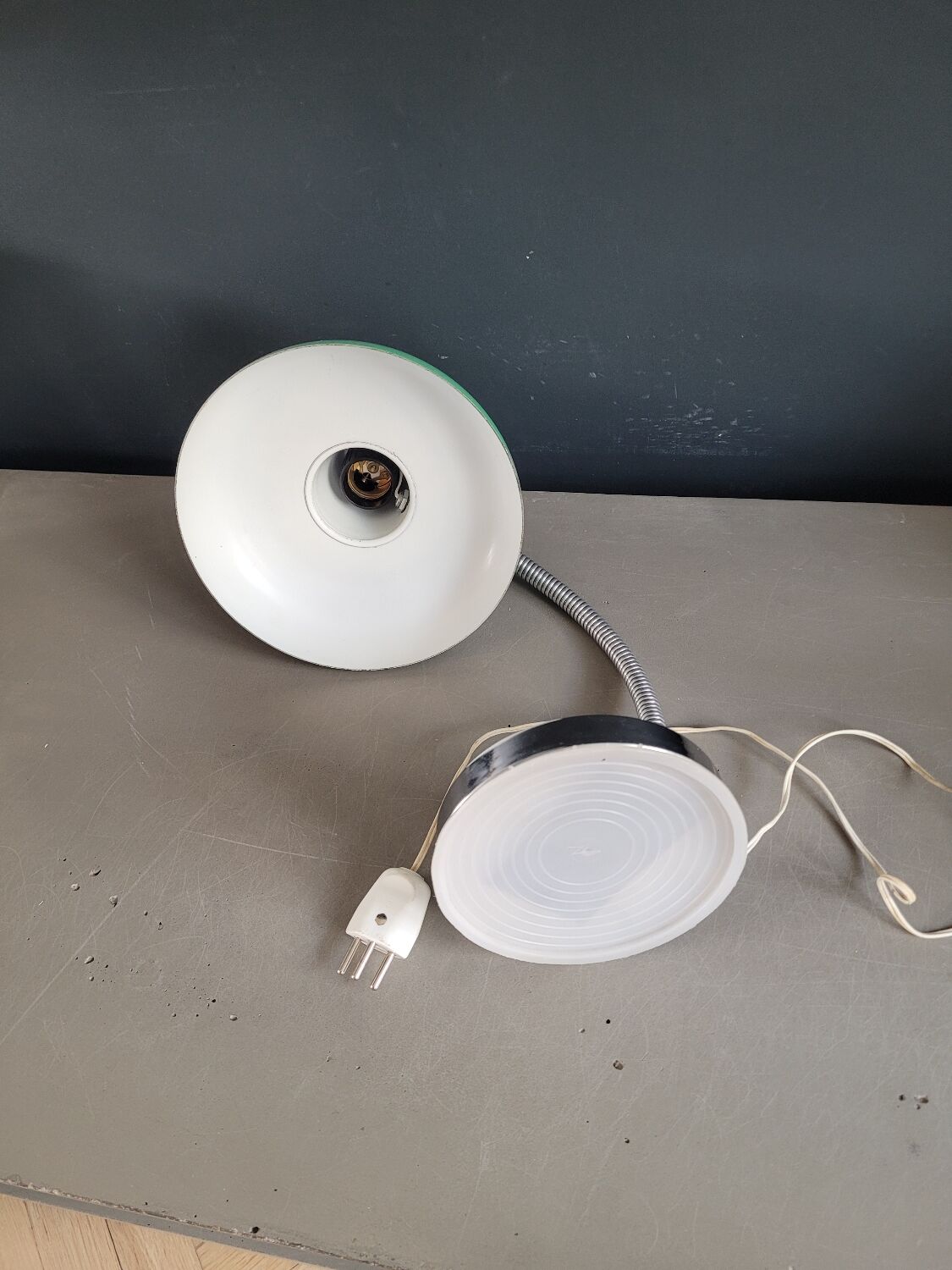 Vintage adjustable desk lamp