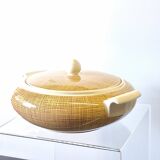 Very beautiful old soup tureen from Villeroy & Boch in very good condition.