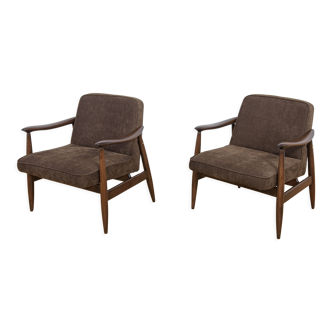 GFM-87 Armchairs by Juliusz Kedziorek for Gościcińskie Furniture, 1960s, Set of 2