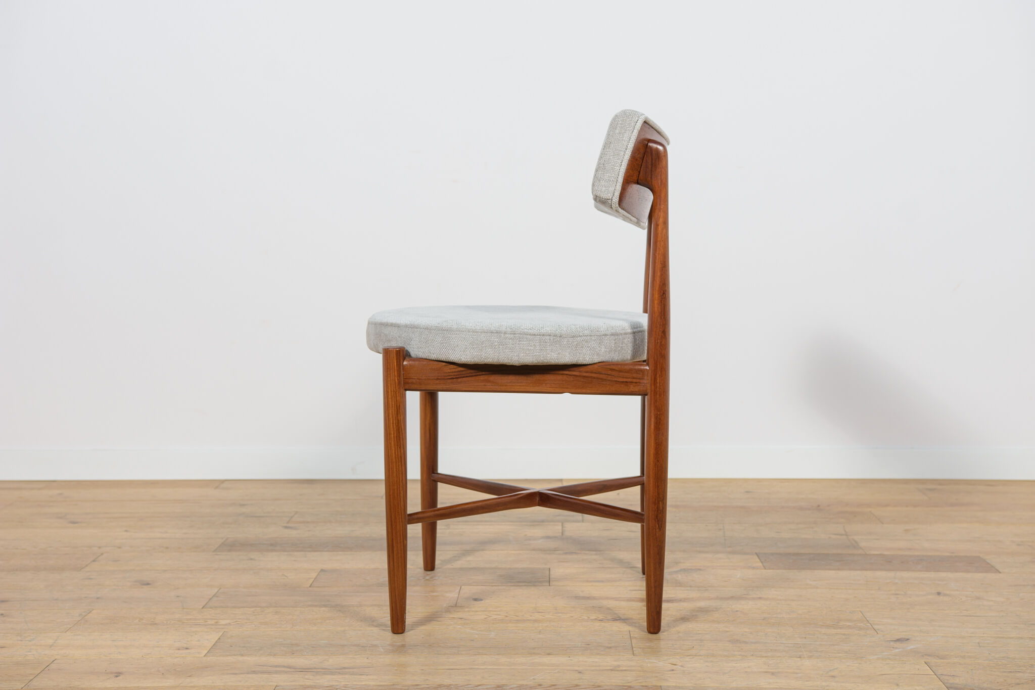 Mid-Century Teak Dining Chairs by Ib Kofod Larsen for G-Plan, 1960s, Set of 8