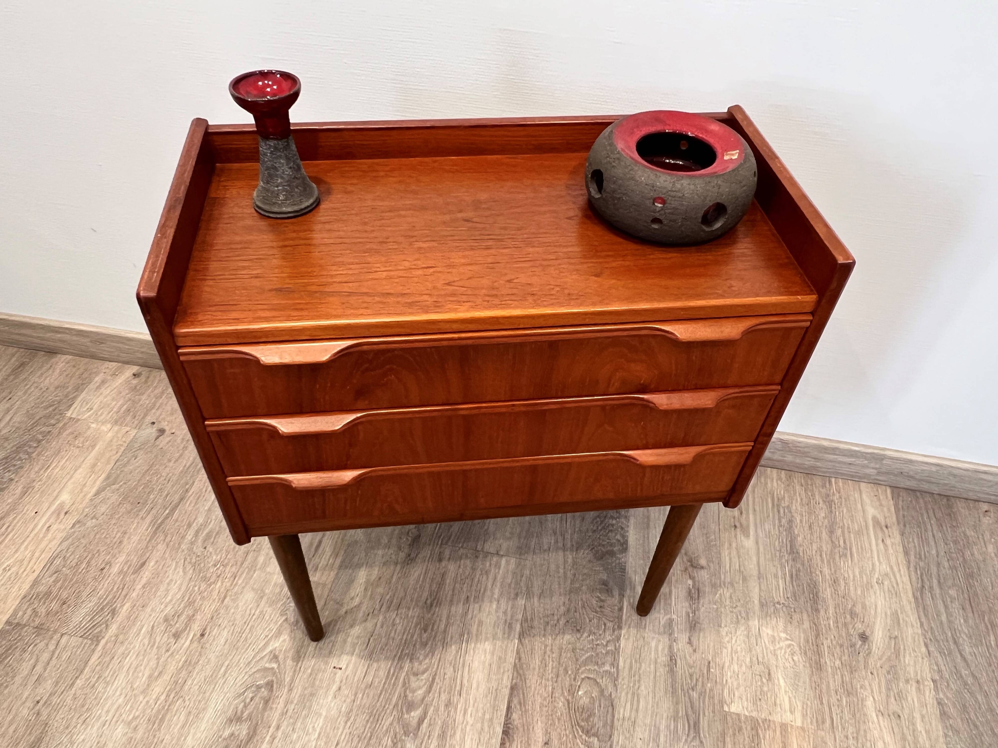 Scandinavian teak commode from the 1960s, Denmark.