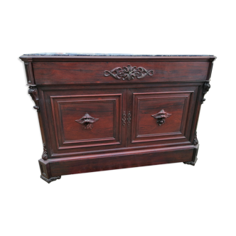 Ancient chest of drawers