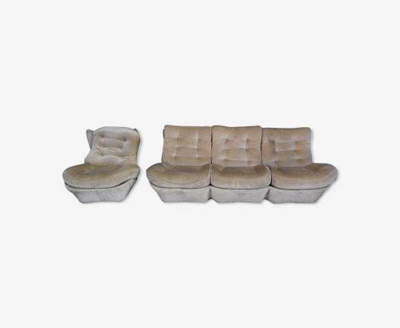 Vintage 70s beige velvet tub