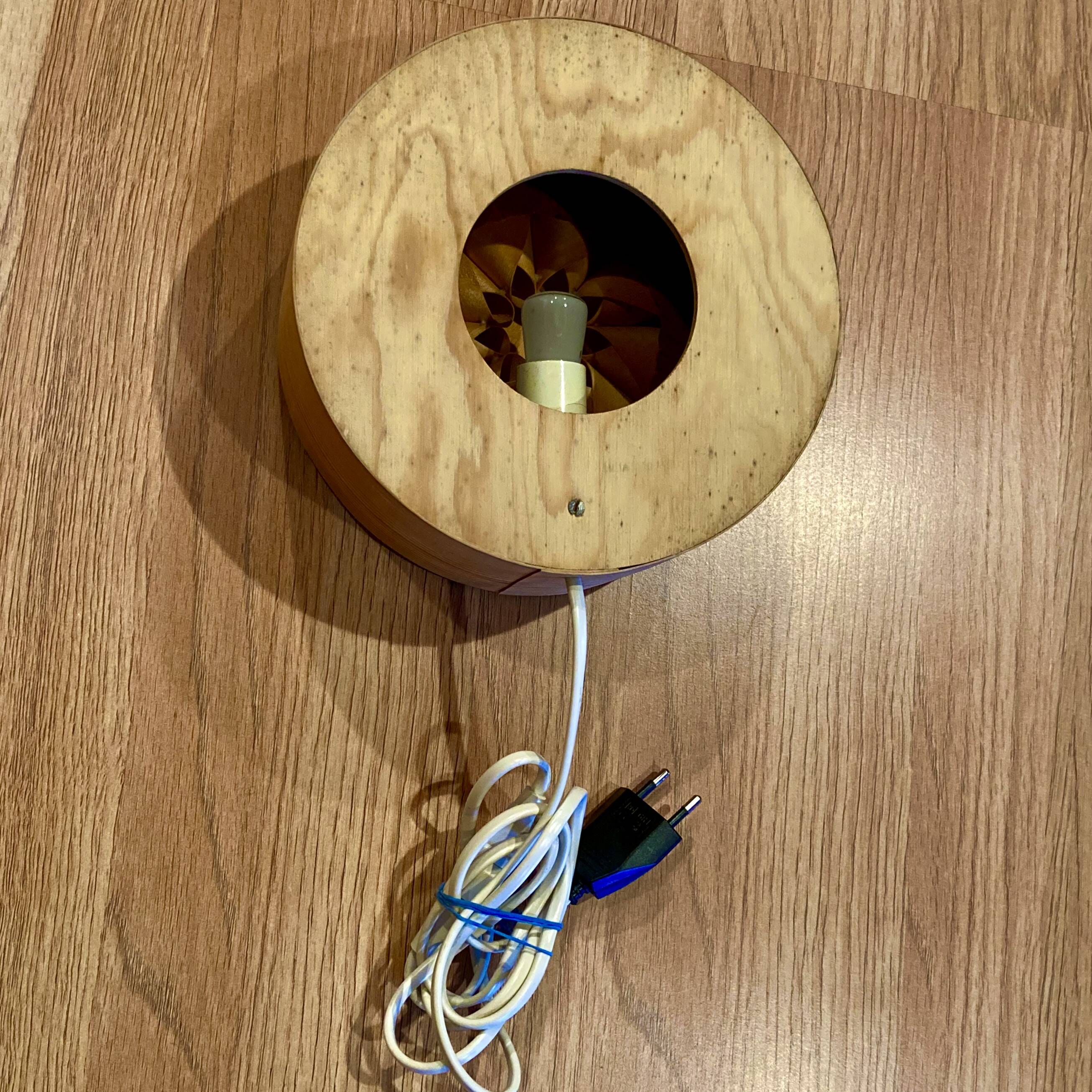 Large wooden wall lamp Scandinavian design 1950.