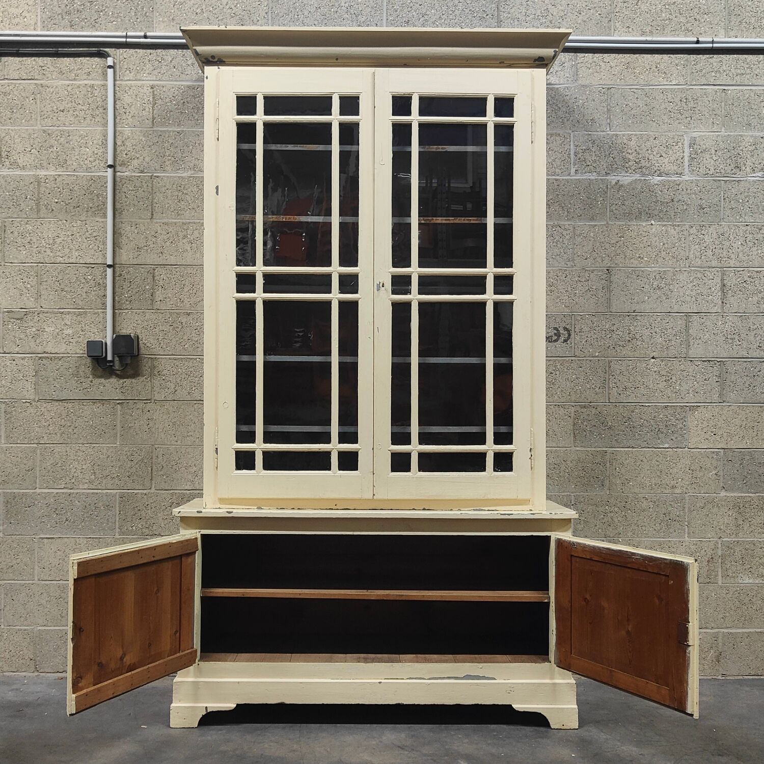 Old school library, white patinated two-body dresser, year 1888