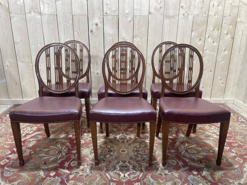 Suite de 6 chaises de style Louis XVI bordeaux