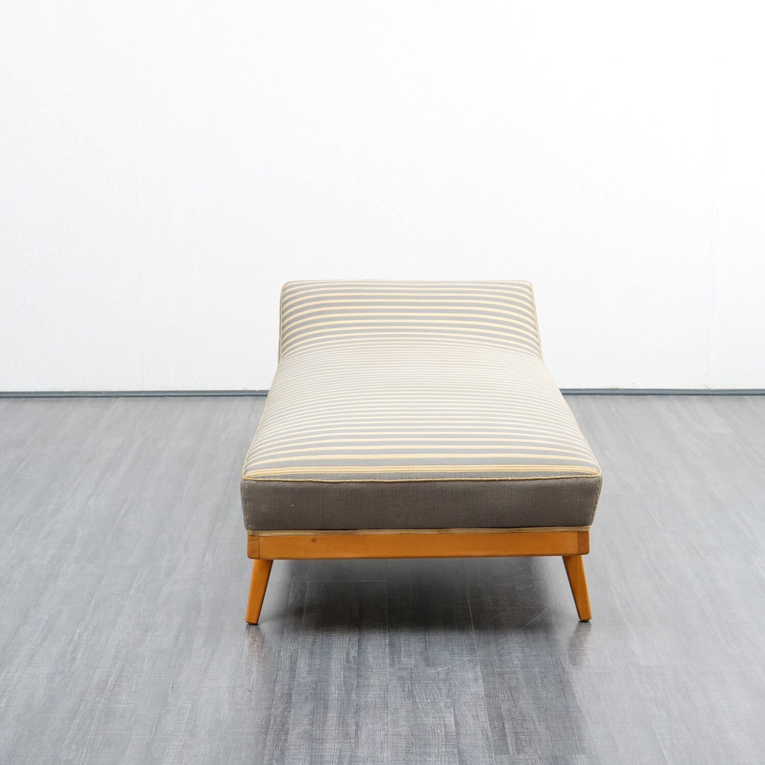 Bench / daybed 50's with stripes