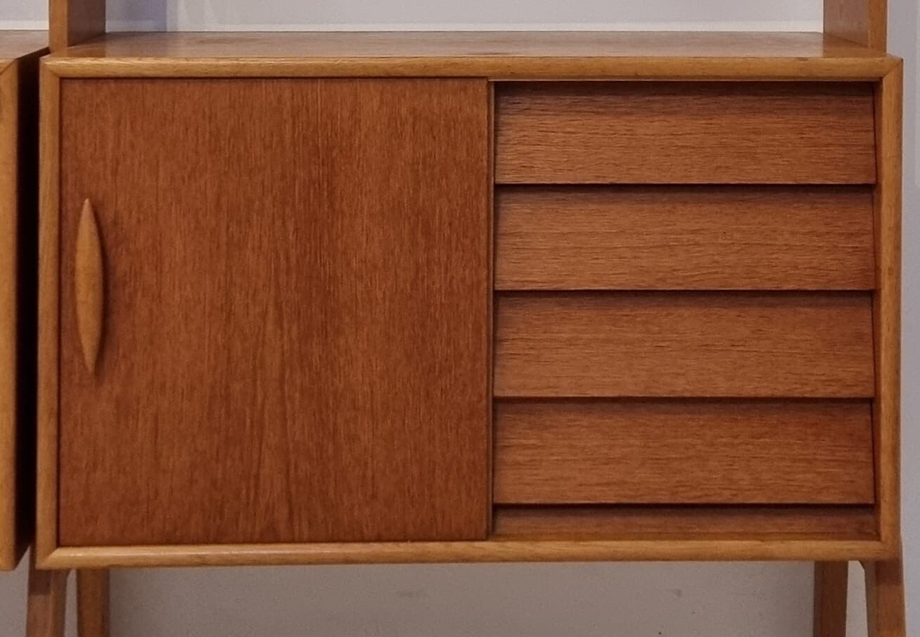 Système mural du milieu du siècle