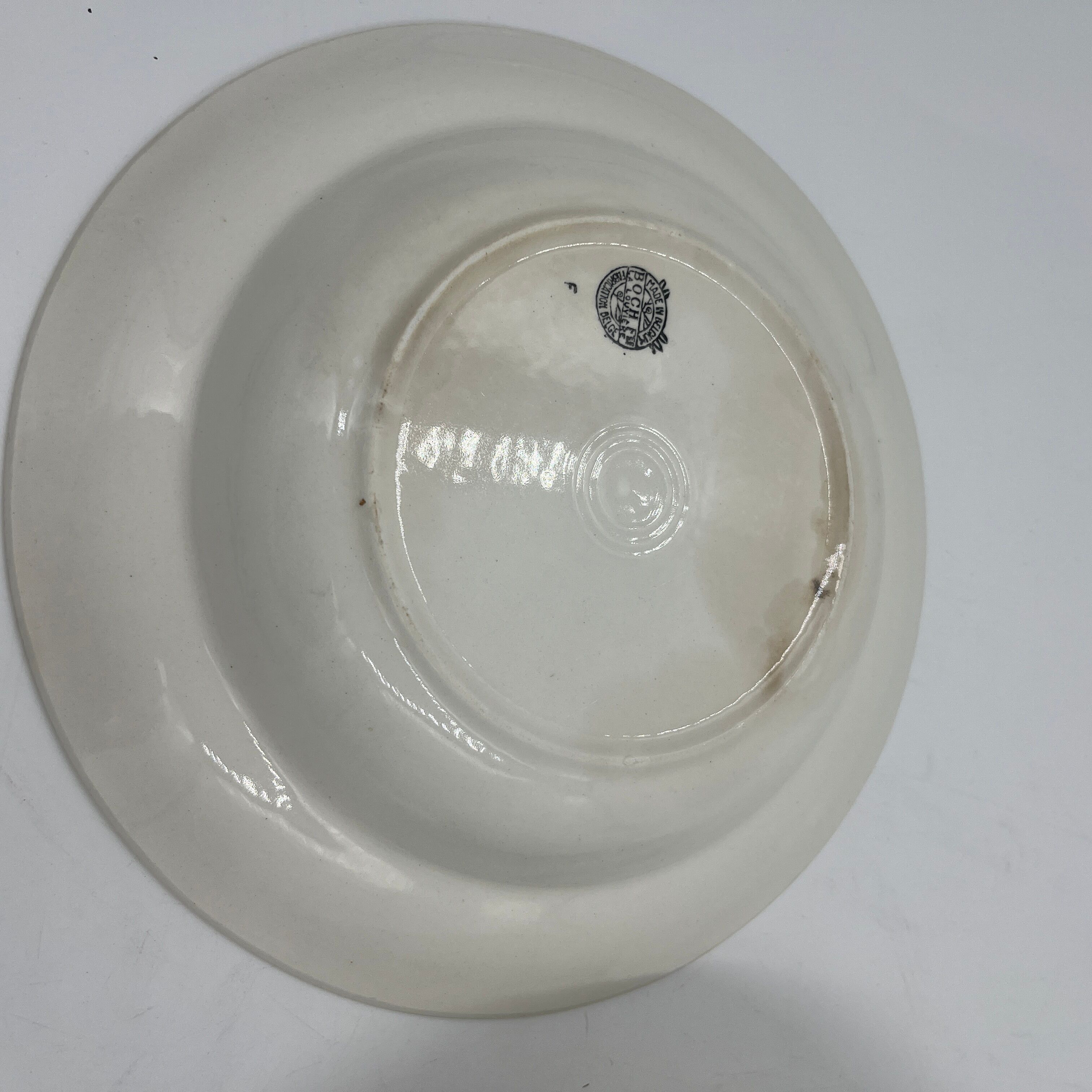 Boch Frères white plate duo