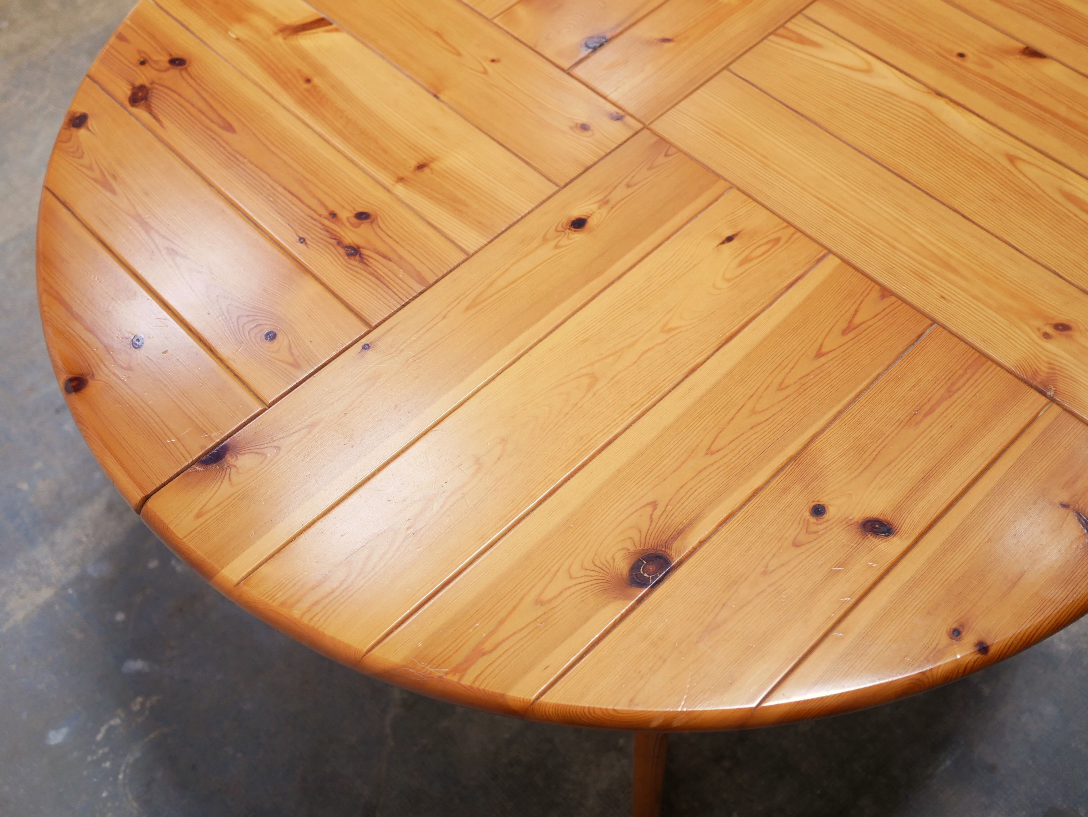 Vintage stretch dining table and 4 chairs by S. Coppola for Roche Bobois