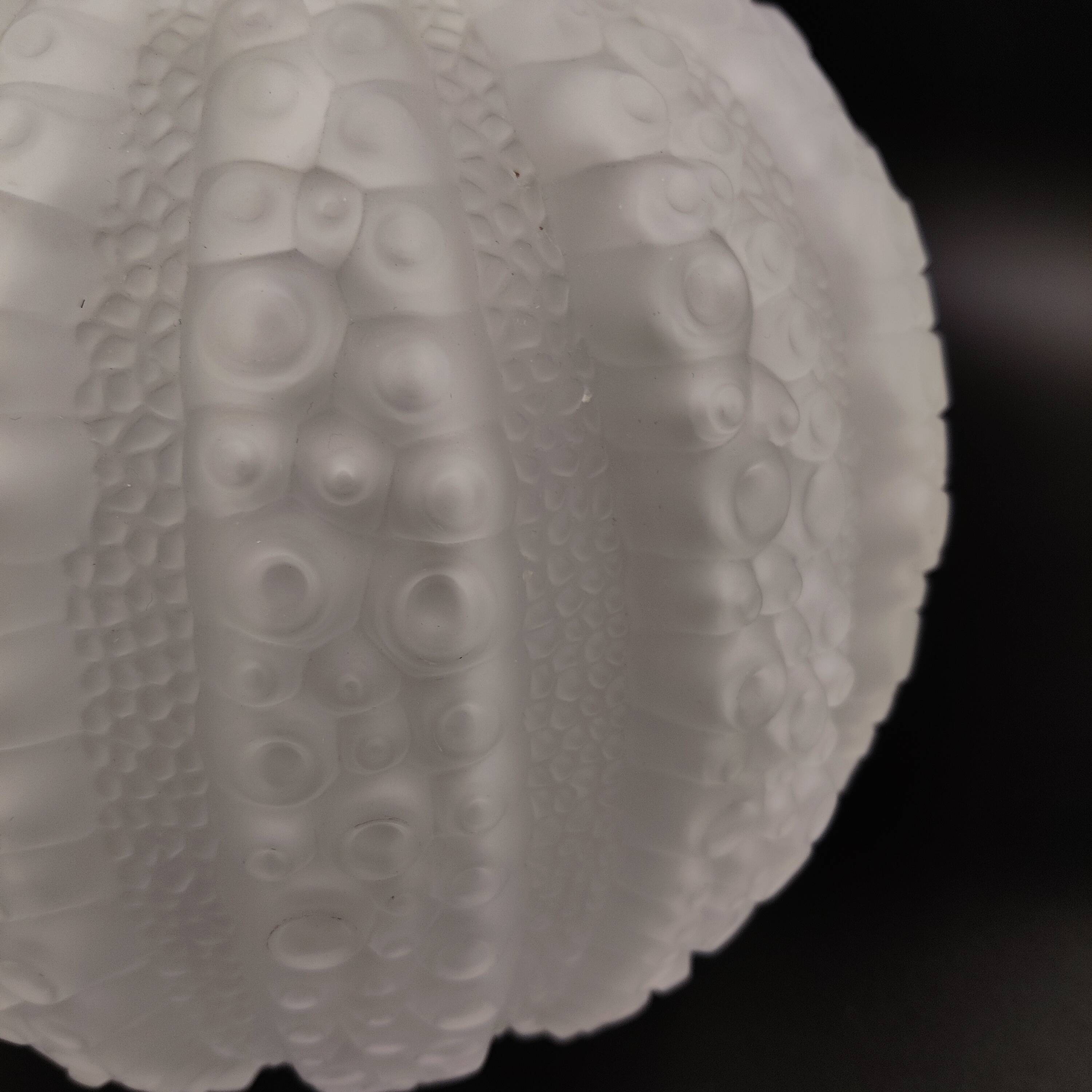 Large frosted glass Lalique globe vase in the shape of a sea urchin, Art Deco, France 1920-30s