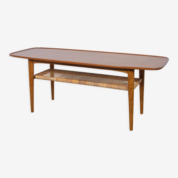 Table basse danoise en teck et rotin du milieu du siècle, années 1960