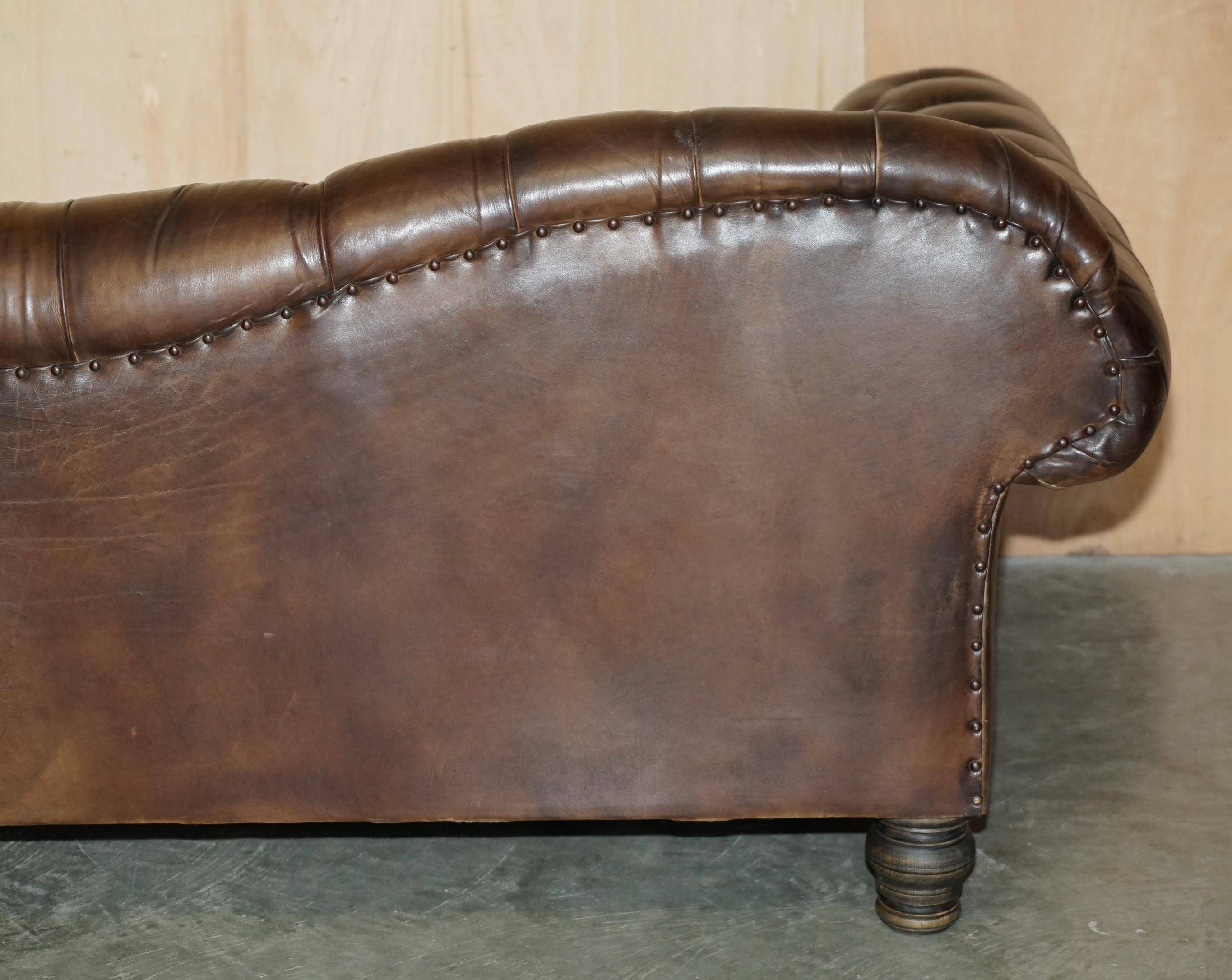 Vintage oversized Chesterfield canapé in hand-dyed leather.