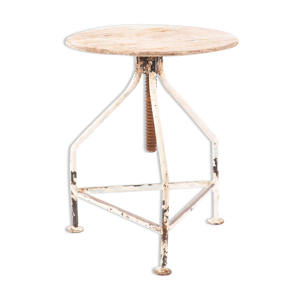 tabouret en acier vintage