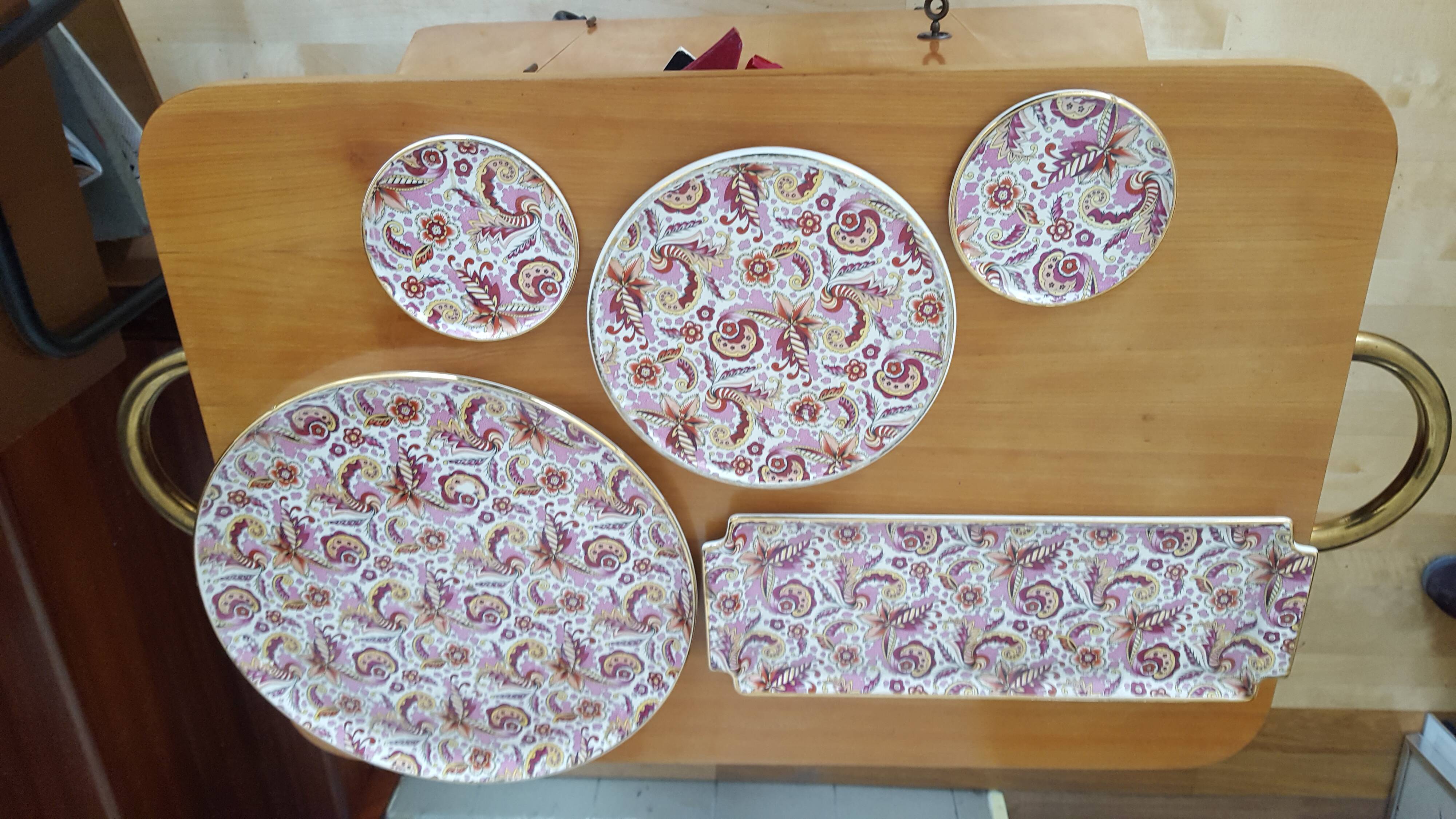 Gien porcelain service