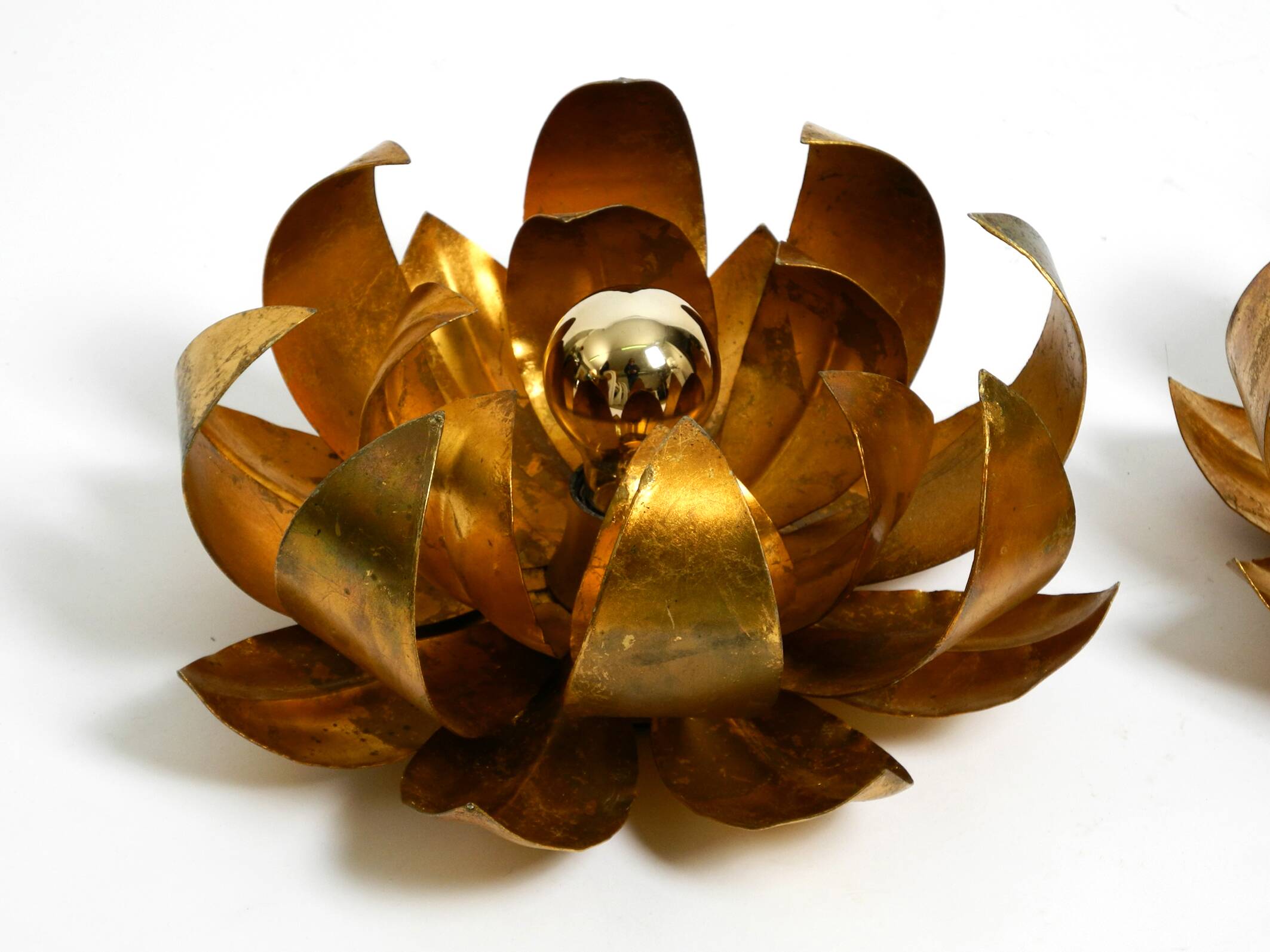 Pair of 70's gilded floral Regency wall or ceiling lamp with large leaves