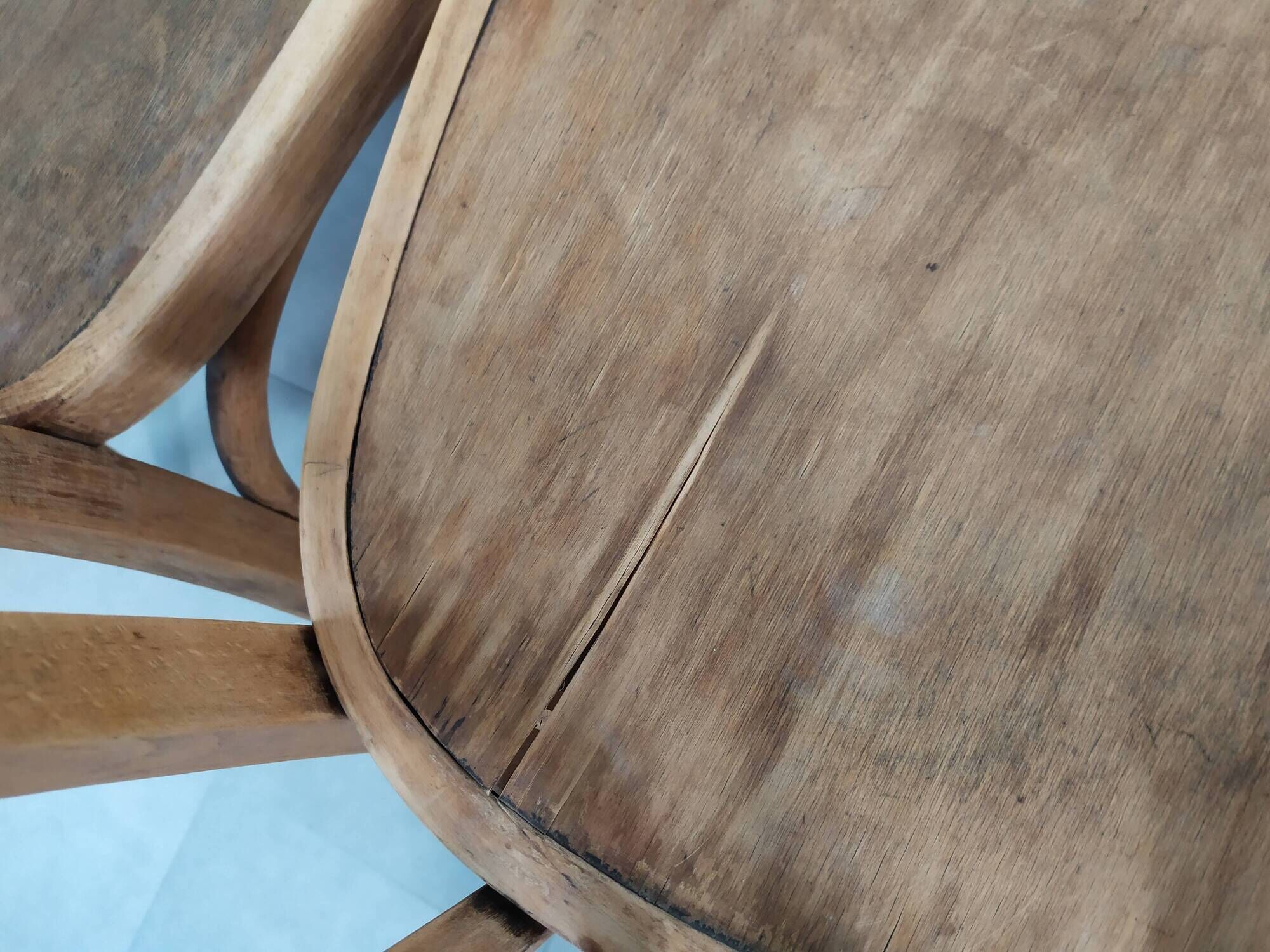Suite of 6 wooden barhel barel bistro chair