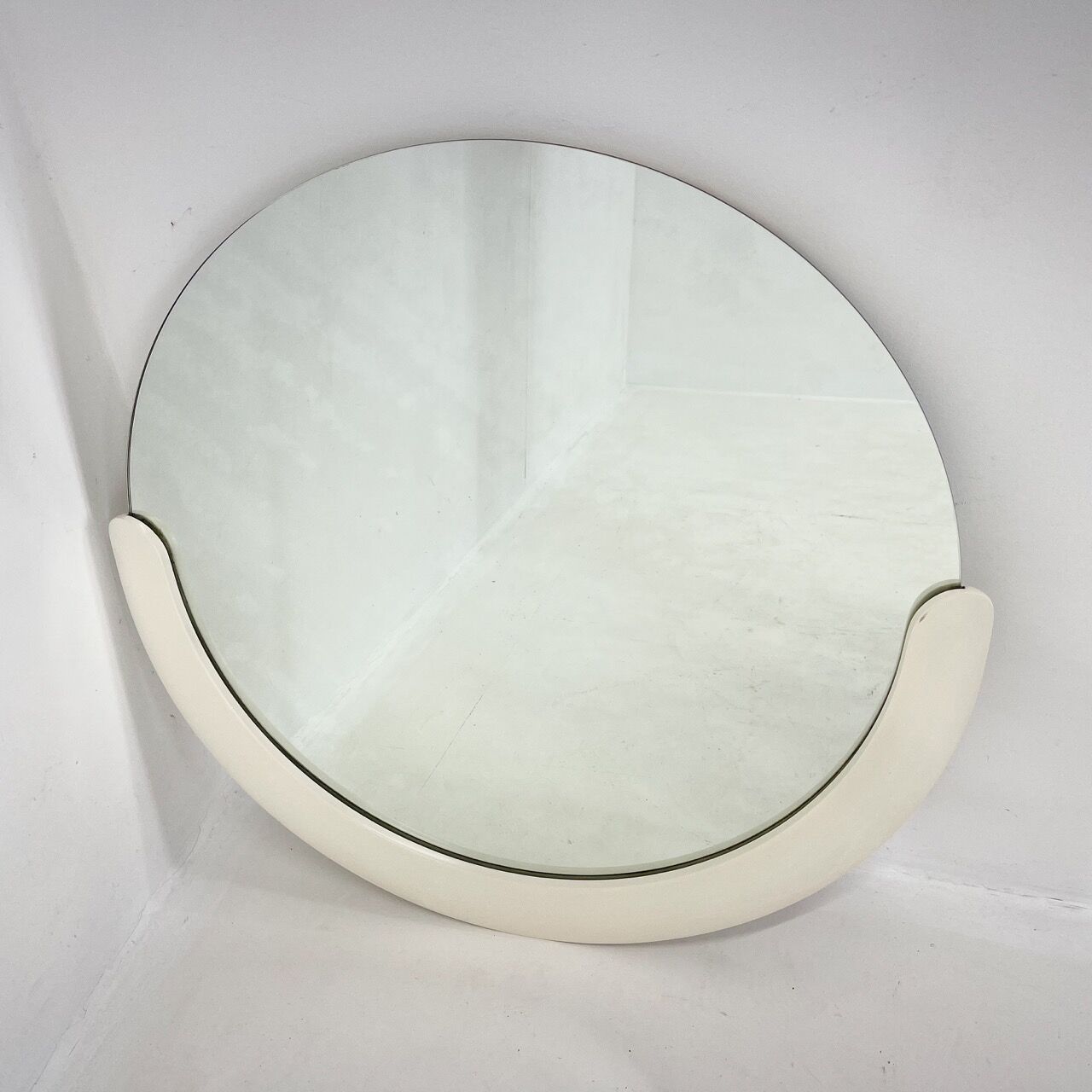 1960's Italian Round Wall Mirror, 80 cm