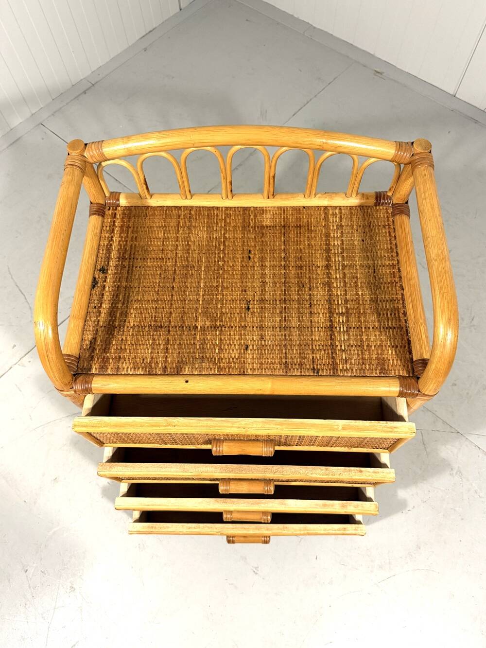 Rattan chest of drawers bedside table 1980’s