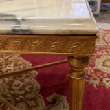 Table basse laiton et marbre blanc style Louis XVI