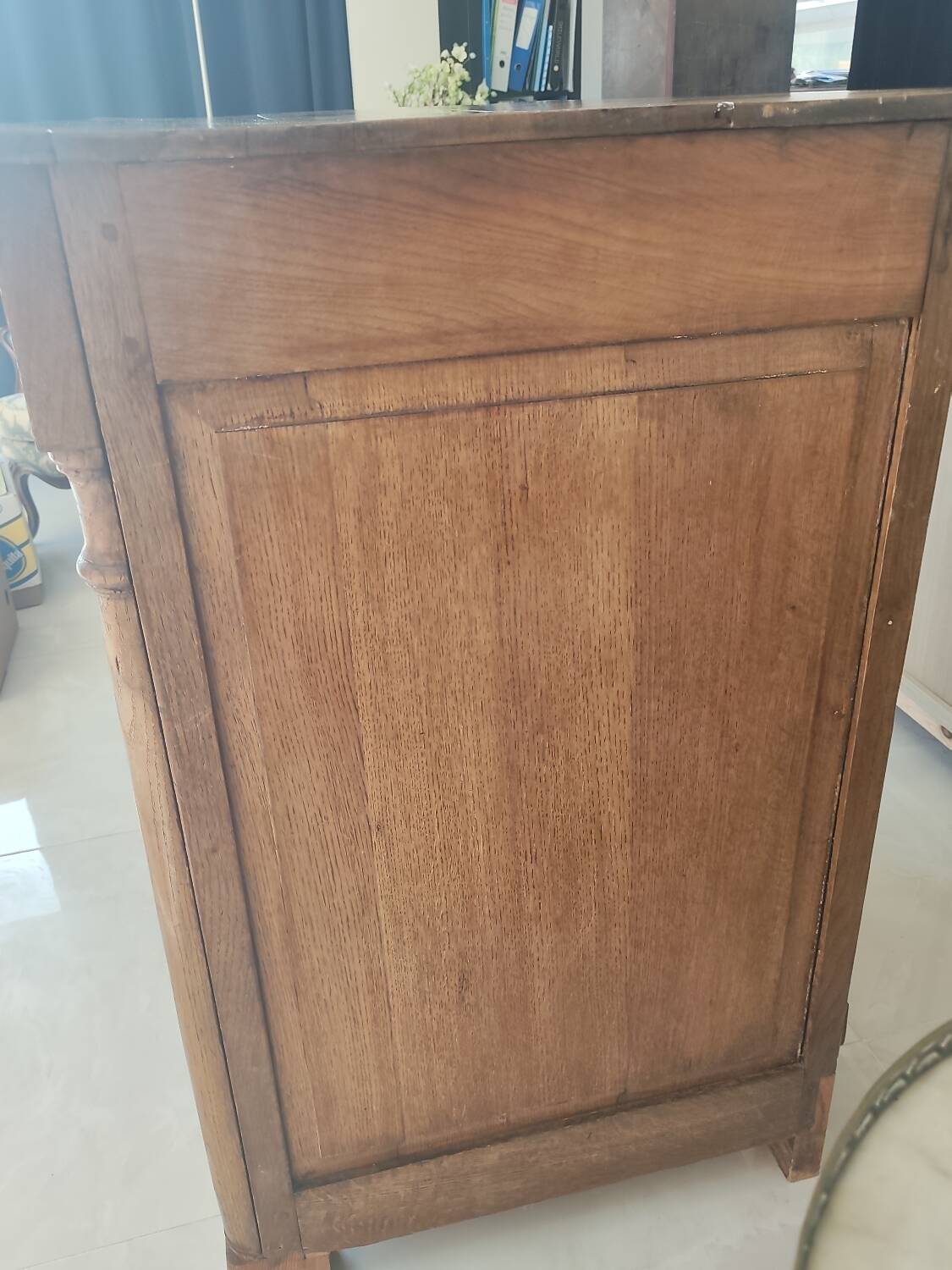 Parisian solid wood furniture