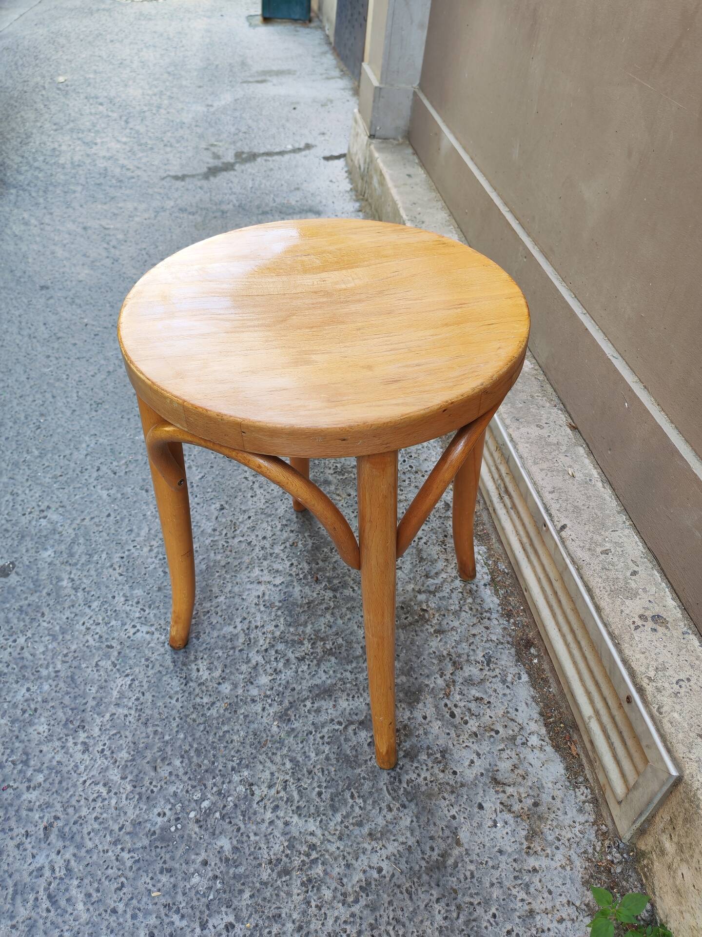 Vintage curved wooden stool