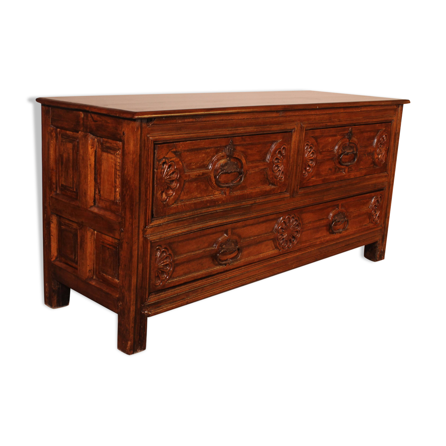 Meuble De Sacristie Renaissance Espagnol En Noyer Circa 1600