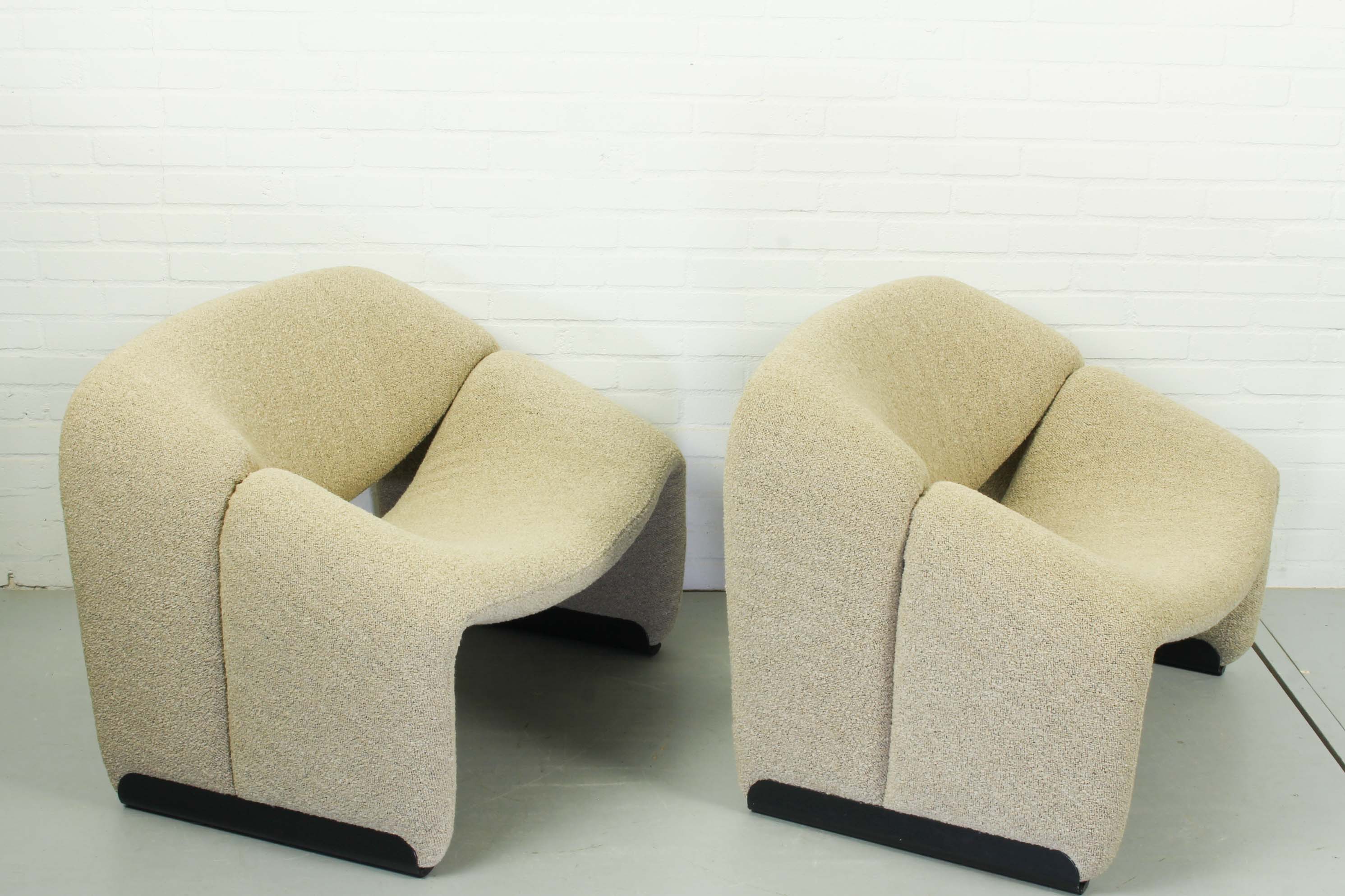 Pierre Paulin pair of F598 Groovy lounge chairs for Artifort, The Netherlands